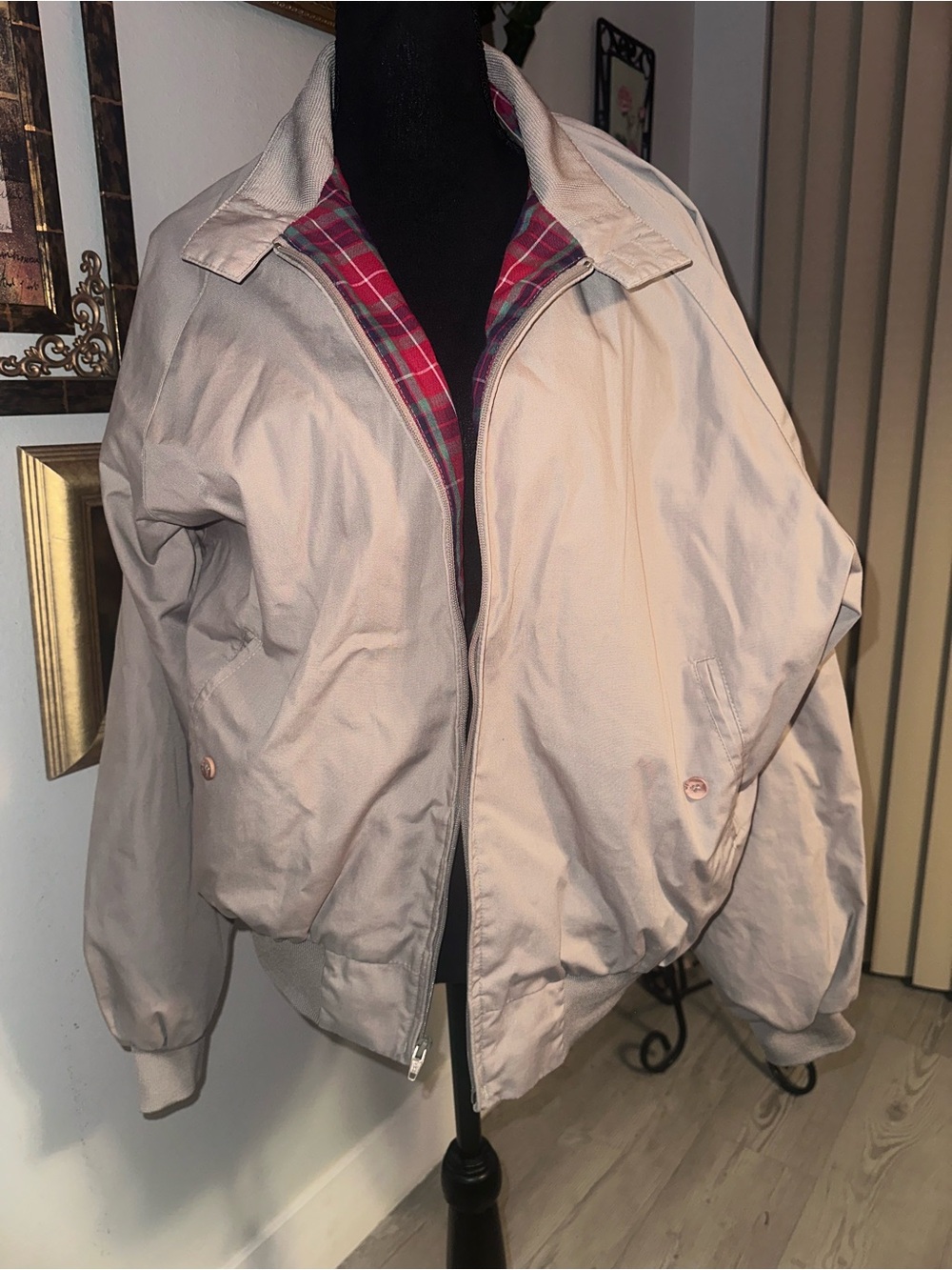 Vtg Field & Stream Men's Beige Zip Front Collar Bomber Jacket with Plaid Lining